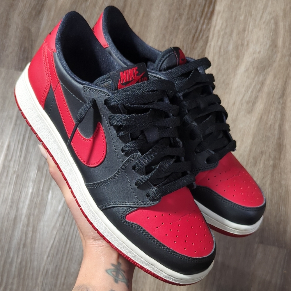 Air Jordan 1 Low 2015 Bred (GS) Boys 6.5/Women's 8